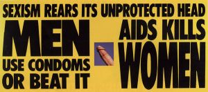 Gran Fury, *Men Use Condoms Or Beat It*, affiche, 1988, reprise pour l’installation *The Pope Piece*, Biennale de Venise 1990. (Illustration tirée du site internet de la Session 12)