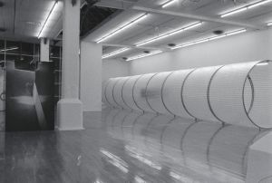 View of the exhibition *Le Magasin L’École L’Exposition*, Magasin-CNAC, from the 1st October to 26 November 1989.